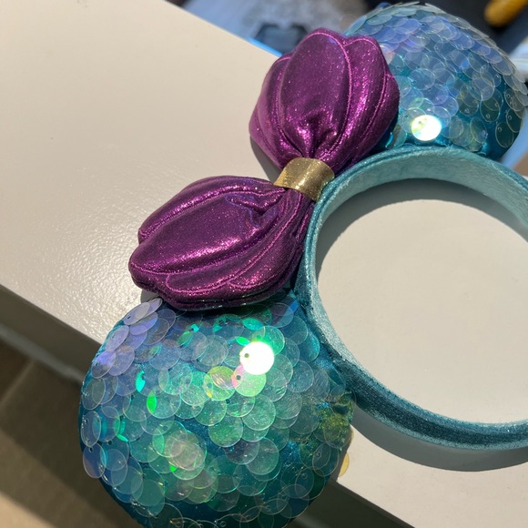 ??‍♀️ Official Disney Little Mermaid  Ears